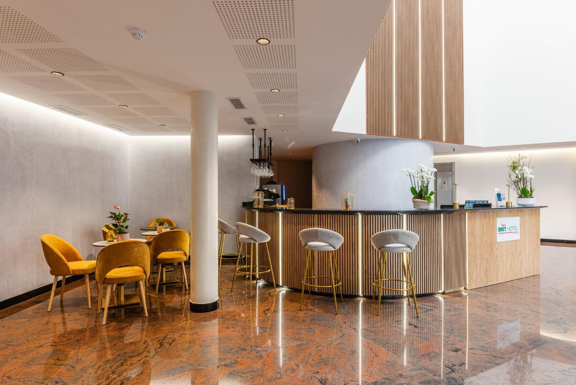 Brit Hotel Privilege Paris Rosny-Sous-Bois Εξωτερικό φωτογραφία